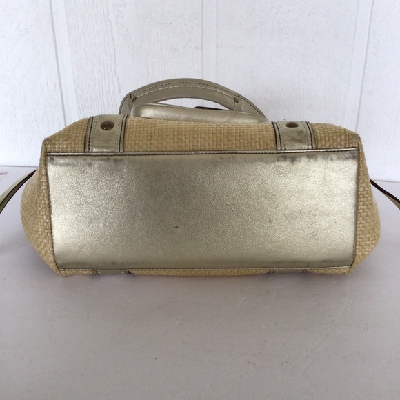 COACH LEGACY METALLIC GOLD AND STRAW HANDBAG - Picture 7 of 13